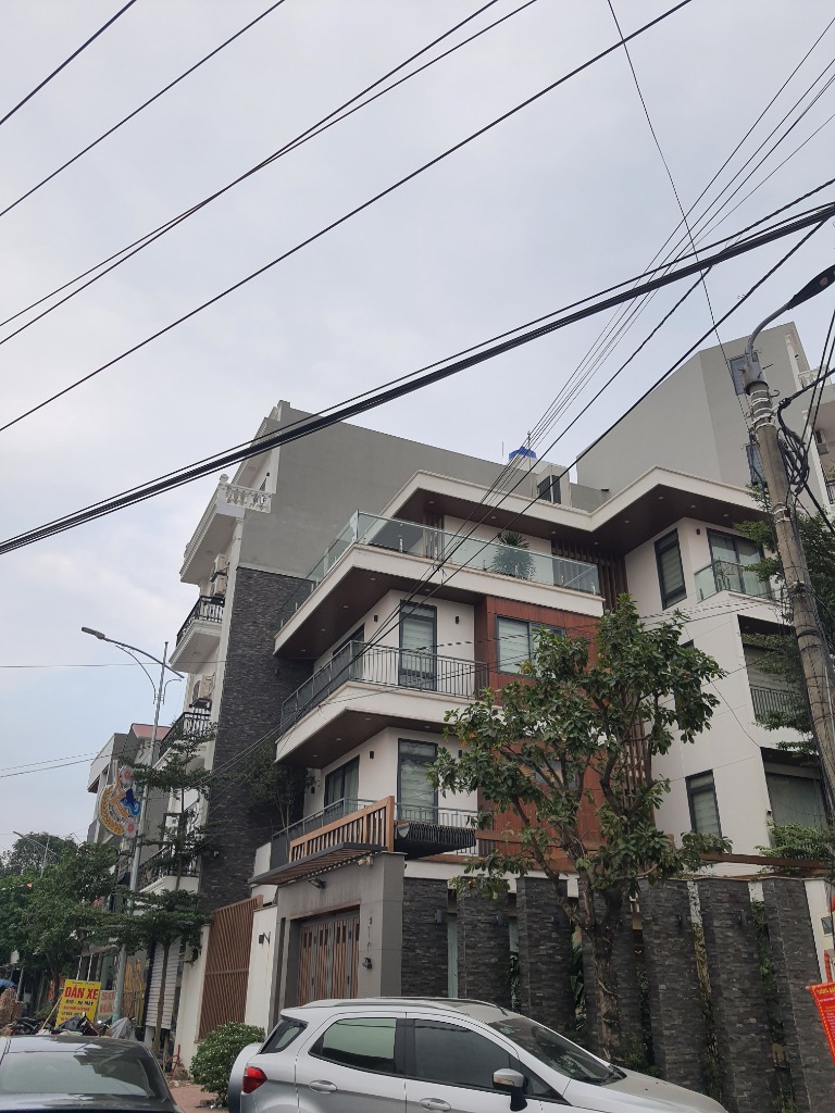 Hình ảnh thực tế biệt thự cao cấp sử dụng hệ thống điều hòa trung tâm Daikin VRV